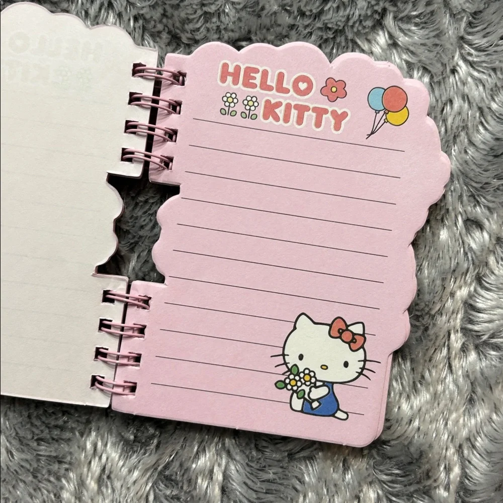 Hello Kitty Tote - Picture 11 of 11